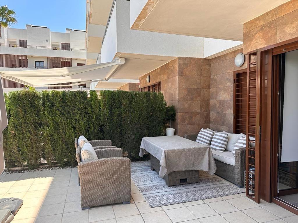 Terrazas De Campoamor Barbara Orihuela Buitenkant foto